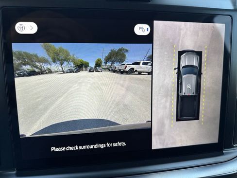 New 2026 Ford F250 Lariat w/ Black Appearance Package image 30