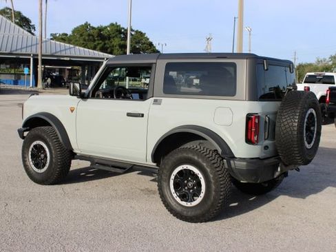 Used 2024 Ford Bronco Badlands w/ Sasquatch Package AWD/4WD image 7