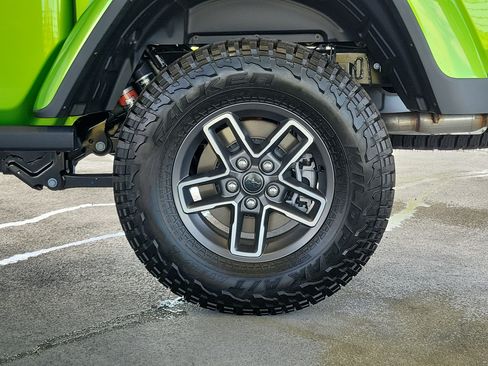 New 2025 Jeep Gladiator Mojave AWD/4WD image 7