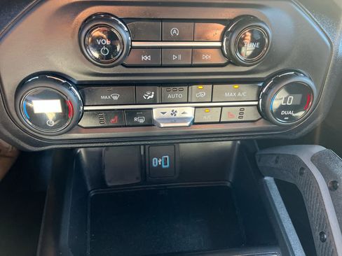 Used 2023 Ford Bronco Big Bend w/ Sasquatch Package image 42