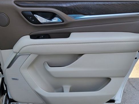 Used 2021 GMC Yukon XL Denali w/ Denali Premium Package image 52