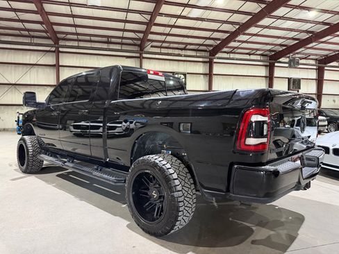 Used 2023 RAM 2500 Laramie w/ Night Edition AWD/4WD image 7