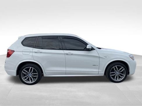 Used 2017 BMW X3 xDrive28i image 8