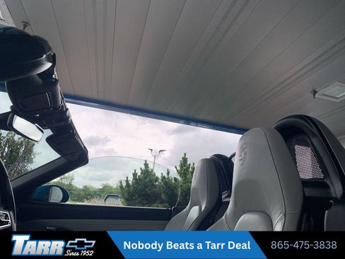 Used 2018 Porsche 718 Boxster S RWD image 16