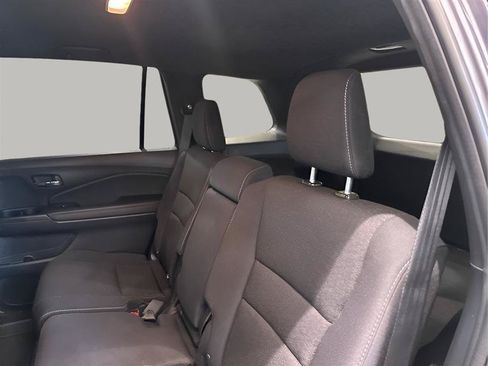 Used 2021 Honda Passport Sport image 17