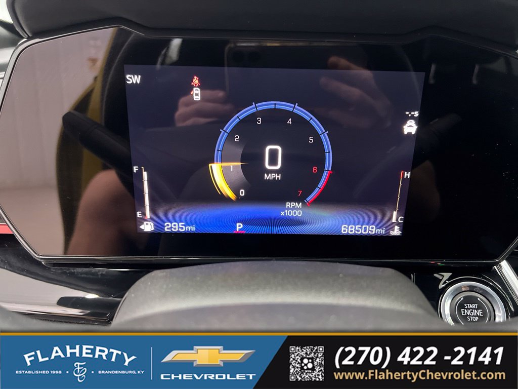 Used 2024 Chevrolet Trax RS w/ Driver Confidence Package FWD image 26
