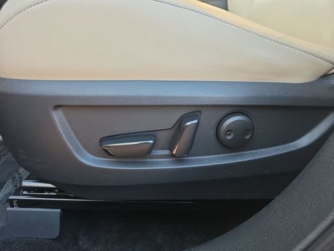 Used 2021 INFINITI QX50 Luxe w/ Cargo Package image 38