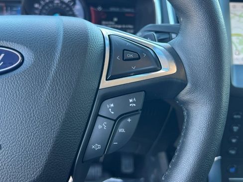 Used 2020 Ford Edge Titanium w/ Equipment Group 301A image 28