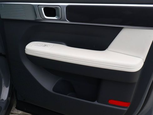 Certified 2024 Hyundai Santa Fe SEL FWD image 15