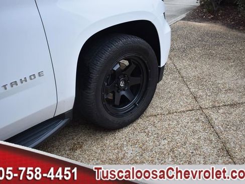 Used 2018 Chevrolet Tahoe LT w/ Luxury Package image 15