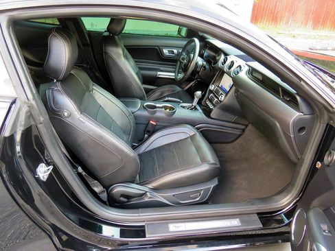 Used 2021 Ford Mustang GT Premium w/ Equipment Group 401A image 15