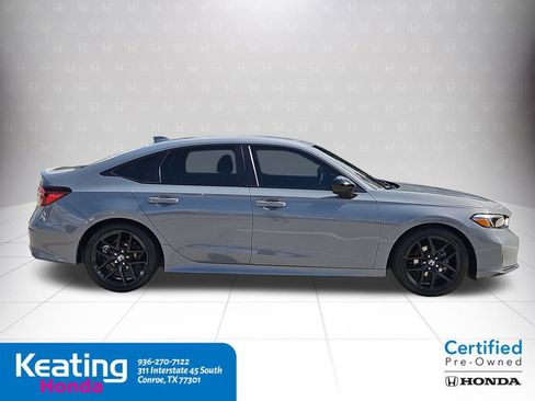 Used 2025 Honda Civic Sport image 9