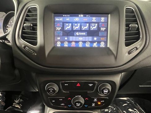 Used 2018 Jeep Compass Latitude w/ Popular Equipment Group AWD/4WD image 23