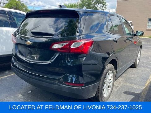 Used 2020 Chevrolet Equinox LS w/ LS Convenience Package FWD image 3
