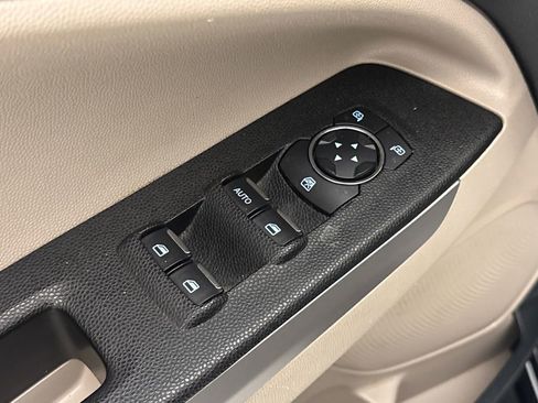 Used 2021 Ford EcoSport S FWD image 19