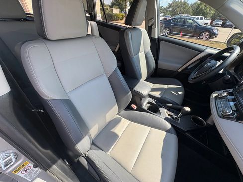 Used 2014 Toyota RAV4 Limited w/ Technology Package FWD image 36