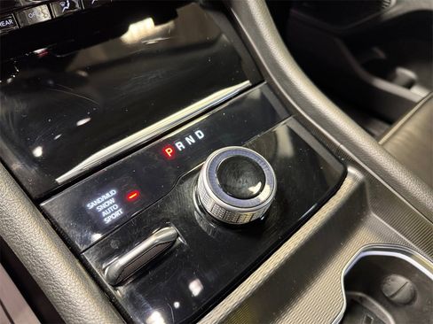 Used 2023 Jeep Grand Cherokee L Limited w/ Luxury Tech Group II image 21