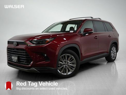Used 2024 Toyota Grand Highlander Platinum image 1