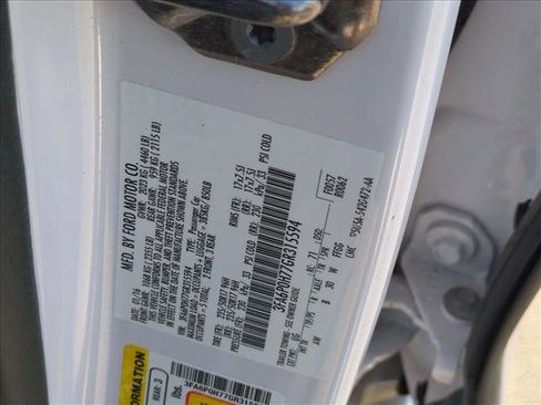 Used 2016 Ford Fusion SE image 24