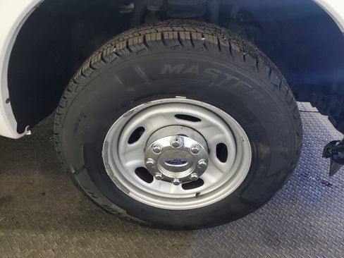 Used 2014 Ford F350 XL image 15