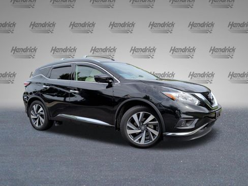 Used 2018 Nissan Murano Platinum w/ Cargo Package FWD image 2