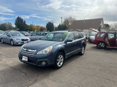 Used 2013 Subaru Outback 2.5i Premium w/ Popular Pkg 1B image 2