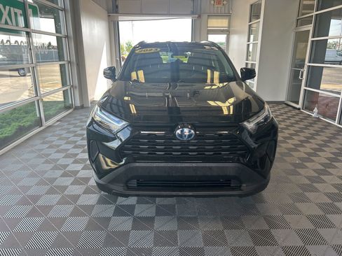 Used 2023 Toyota RAV4 XLE image 2