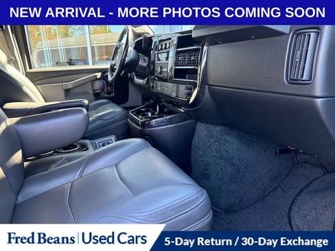Used 2023 Chevrolet Express 2500 Extended image 23