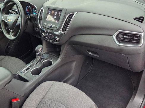 Used 2024 Chevrolet Equinox LT FWD image 19