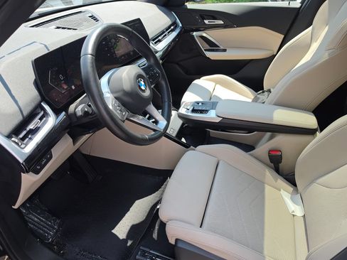 Used 2023 BMW X1 xDrive28i w/ Convenience Package AWD/4WD image 16