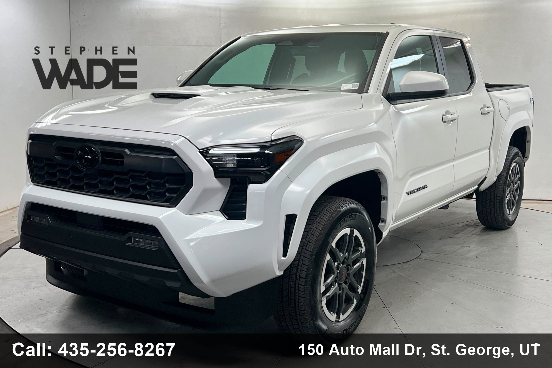 Certified 2026 Toyota Tacoma TRD Sport AWD/4WD image 1