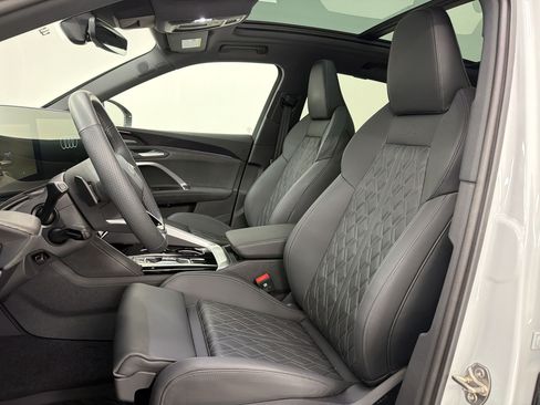 Certified 2025 Audi SQ5 Premium Plus w/ Premium Plus Package AWD/4WD image 5