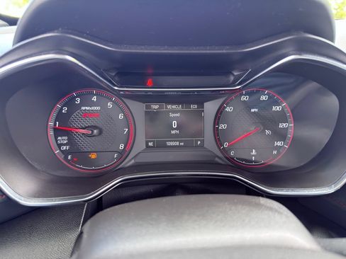 Used 2021 Chevrolet TrailBlazer RS w/ Convenience Package FWD image 34