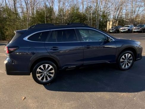 Used 2023 Subaru Outback Limited image 9
