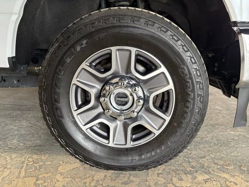 Used 2024 Ford F250 Lariat AWD/4WD image 22