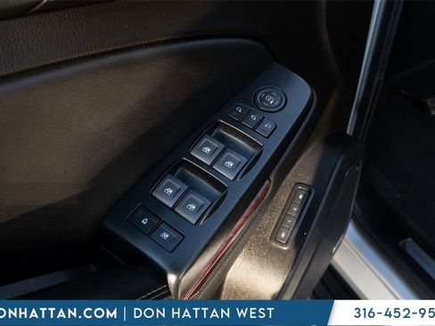 Used 2020 GMC Yukon SLT w/ Open Road Package image 19