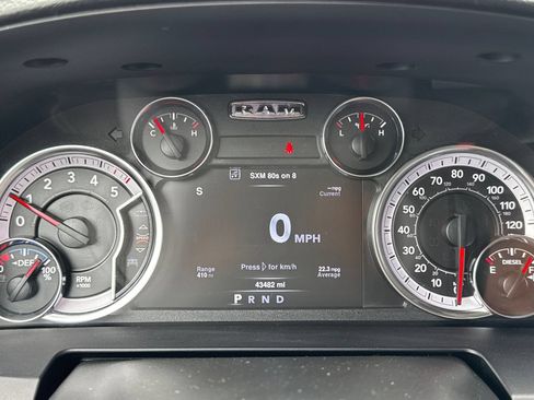 Used 2019 RAM 1500 Laramie w/ Convenience Group AWD/4WD image 27