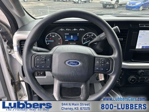Used 2023 Ford F250 XLT w/ FX4 Off-Road Package image 14