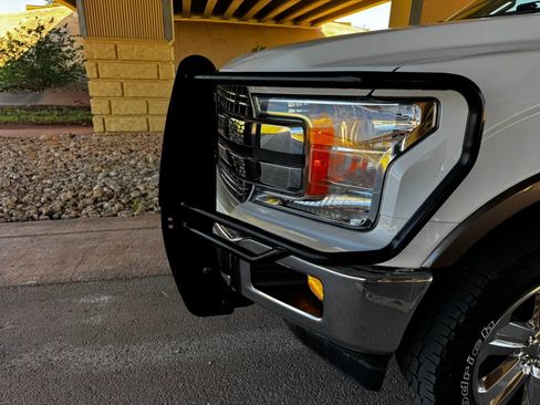 Used 2020 Ford F150 Lariat image 10