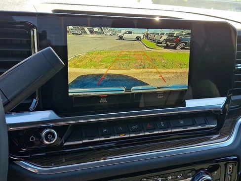 New 2026 GMC Sierra 1500 Elevation image 13