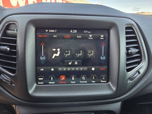 Certified 2019 Jeep Compass Trailhawk w/ Cold Weather Group image 10