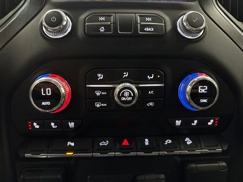 Used 2022 GMC Sierra 1500 AT4 w/ AT4 Premium Package AWD/4WD image 21