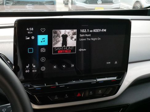 Certified 2023 Volkswagen ID.4 Pro S AWD/4WD image 22