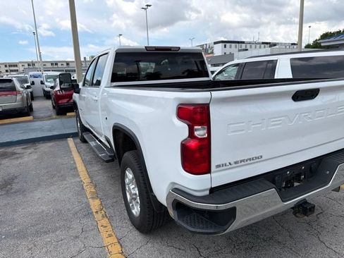 Used 2022 Chevrolet Silverado 2500 LT w/ Convenience Package AWD/4WD image 7