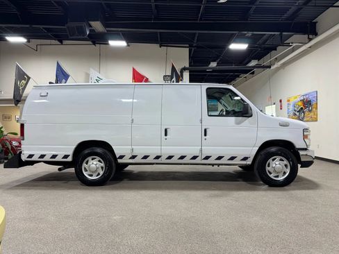 Used 2012 Ford E-350 and Econoline 350 Extended Super Duty w/ PWR Group image 5