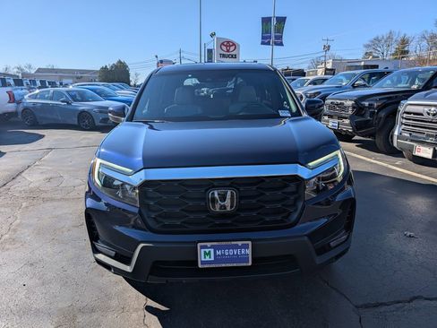 Used 2024 Honda Passport EX-L image 11