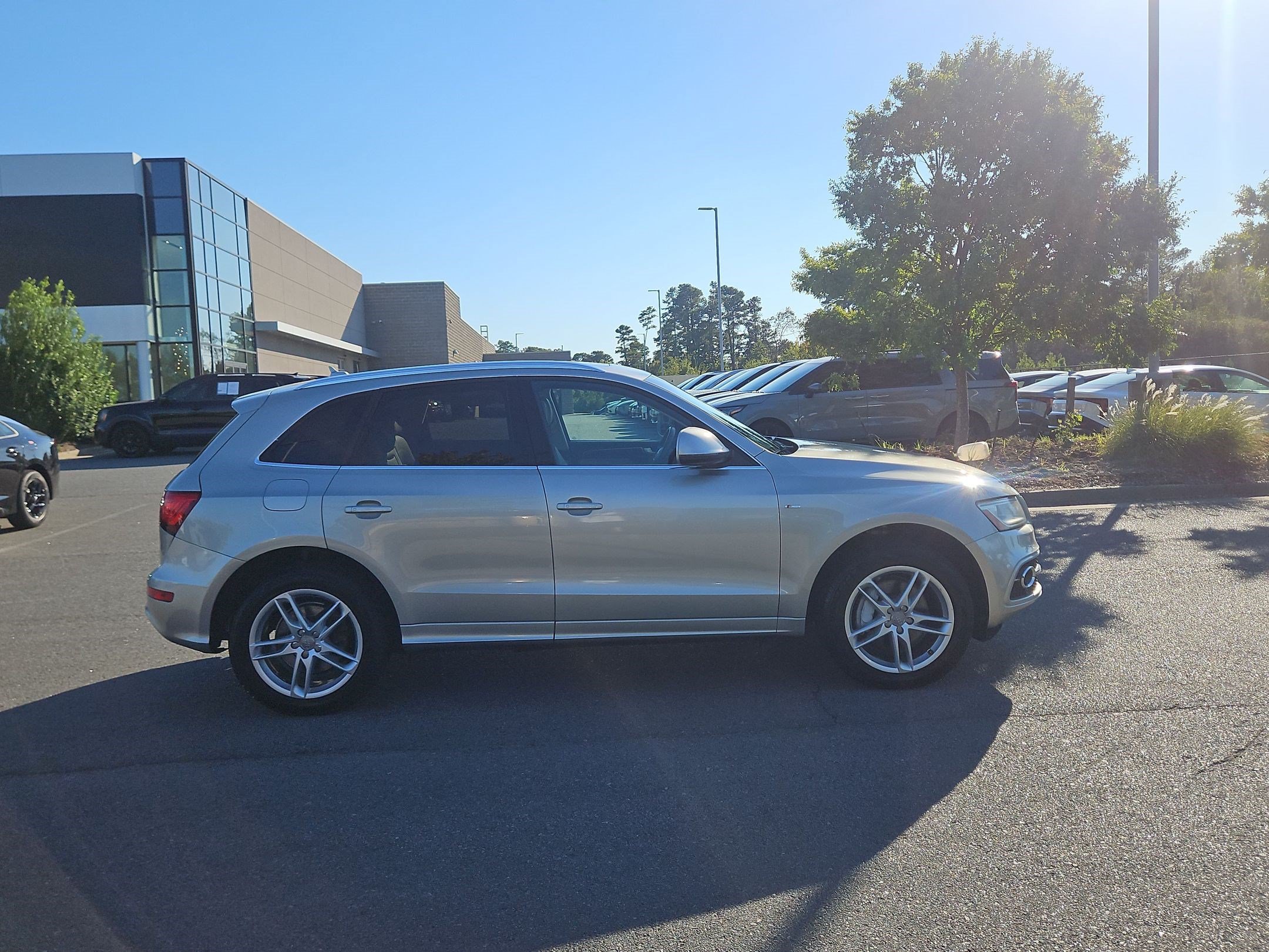Used 2014 Audi Q5 3.0T Premium Plus AWD/4WD image 8