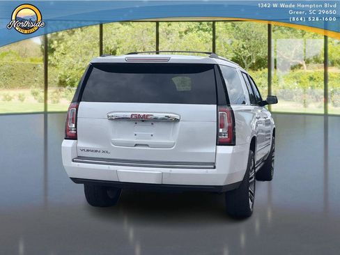 Used 2019 GMC Yukon XL Denali w/ Denali Ultimate Package AWD/4WD image 3