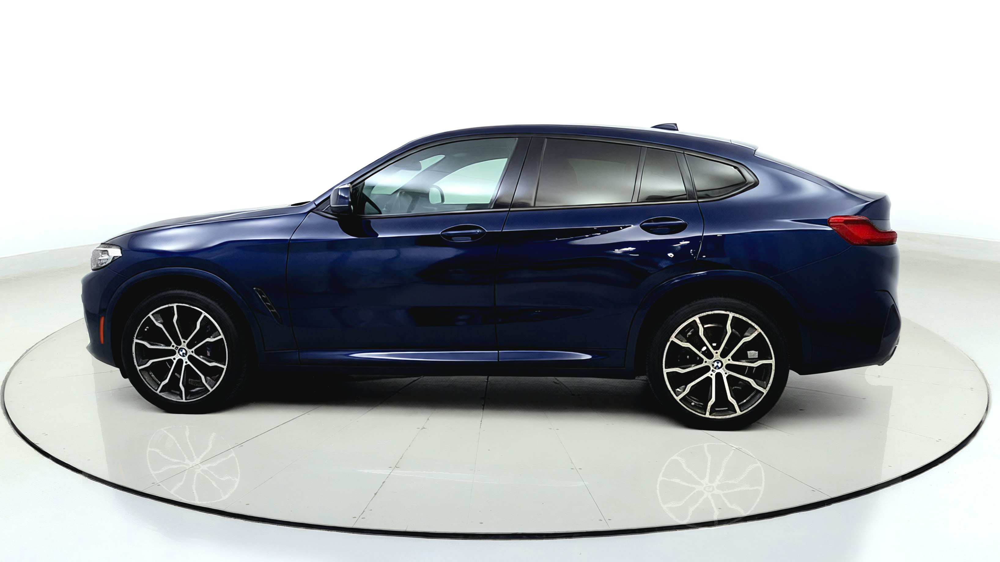 Used 2022 BMW X4 M40i AWD/4WD image 4