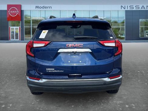 Used 2022 GMC Terrain SLT FWD image 6